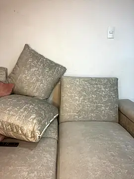 Liamiler01  online show from 11/15/25, 10:59