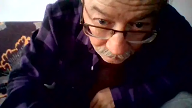 cumloverboyxx69 online show from 04/18/26, 04:38