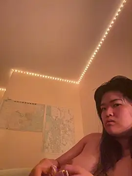 Snapshot of forbiddenfruitcake chatting on 05/19/26, 05:58 forbiddenfruitcake online show from 05/19/26, 05:58