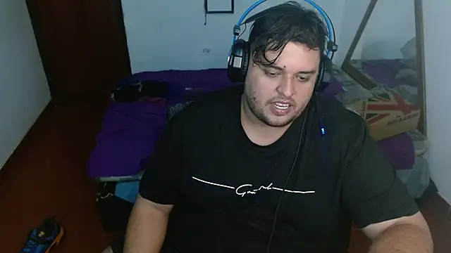 Snapshot of altairstudiosvip_ chatting on 12/10/24, 02:39 altairstudiosvip online show from 12/10/24, 02:39