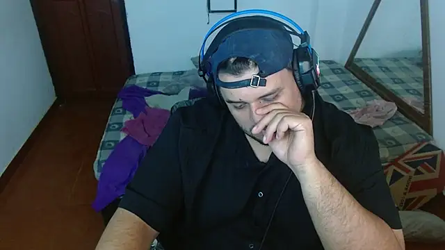 Snapshot of altairstudiosvip_ chatting on 12/16/24, 12:16 altairstudiosvip online show from 12/16/24, 12:16