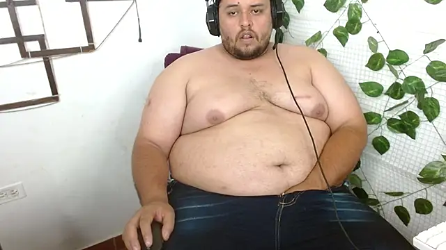 Snapshot of altairstudiosvip_ chatting on 10/06/25, 10:51 altairstudiosvip online show from 10/06/25, 10:51