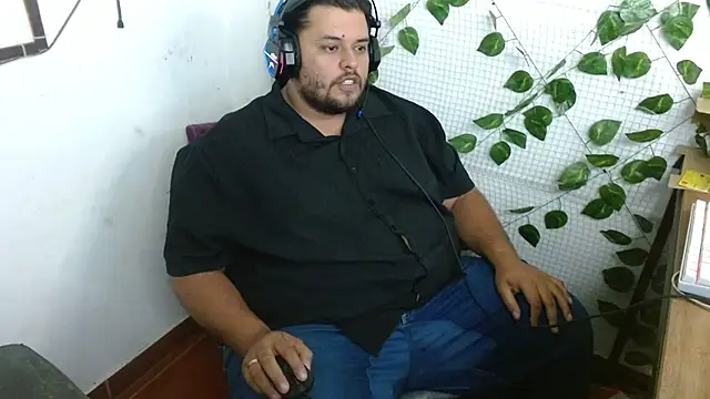 Snapshot of altairstudiosvip_ chatting on 10/11/25, 01:20 altairstudiosvip online show from 10/11/25, 01:20