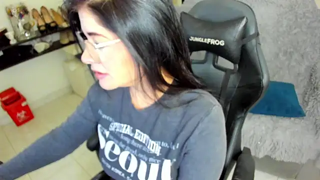 BellaFlaming online show from 03/21/26, 10:53