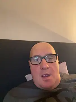 Snapshot of vanjbi45 chatting on 12/08/24, 12:30 vanjbi45 online show from 12/08/24, 12:30