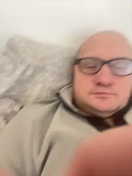 Snapshot of vanjbi45 chatting on 02/22/25, 07:56 vanjbi45 online show from 02/22/25, 07:56