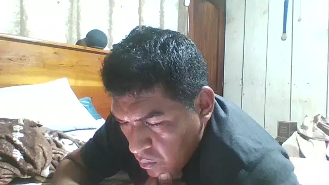 ELVERGON43267 online show from 04/08/26, 02:44