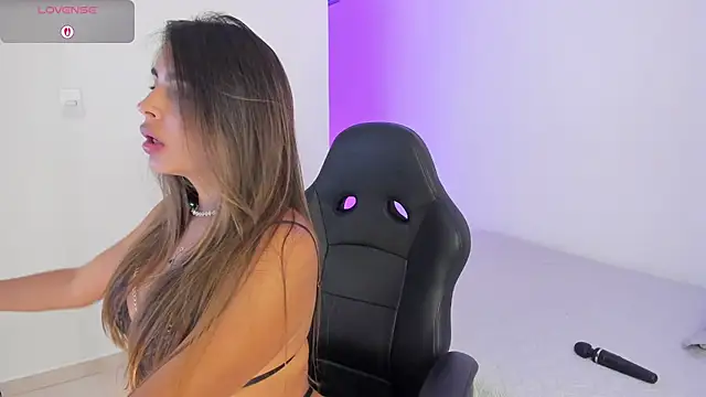 AnitaHaywood  online show from 10/24/25, 09:33