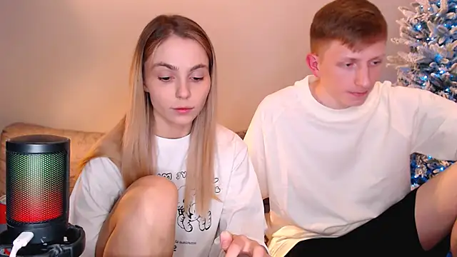 juliaanddima online show from 01/11/26, 09:42