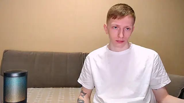 juliaanddima online show from 03/10/26, 06:51