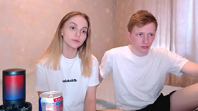 juliaanddima online show from 05/29/26, 08:34