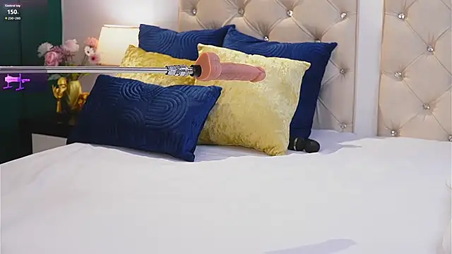 caroline adams  online show from 04/21/26, 10:23