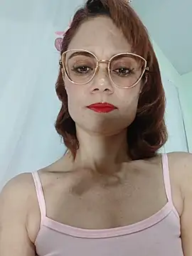 Snapshot of Meganlola chatting on 05/28/26, 04:32 Meganlola online show from 05/28/26, 04:32