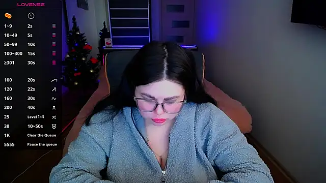 Emily Mo online show from 12/14/24, 06:35