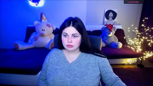 Emily Mo online show from 12/24/24, 09:39