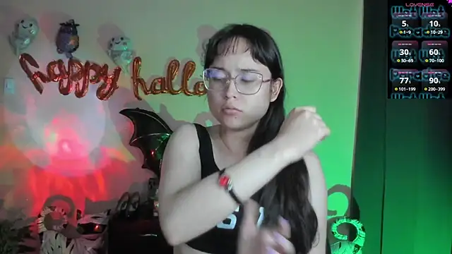 shantalc3rezo online show from 10/23/25, 09:57