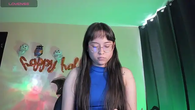 shantalc3rezo online show from 10/29/25, 07:48