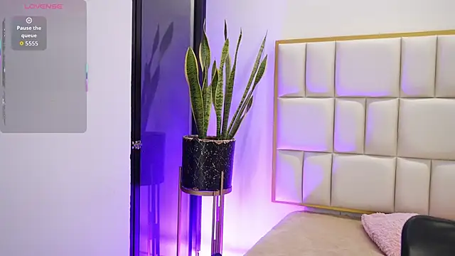 Anais aradia online show from 01/08/26, 05:21