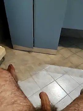 Snapshot of orsettoCum chatting on 09/25/25, 12:14 orsettoCum online show from 09/25/25, 12:14