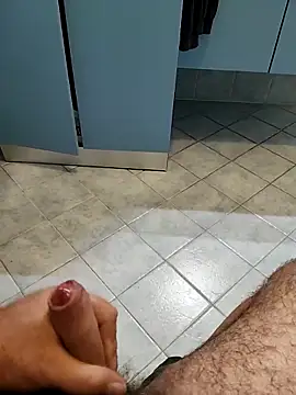 Snapshot of orsettoCum chatting on 10/13/25, 03:56 orsettoCum online show from 10/13/25, 03:56