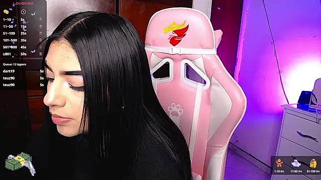 eva six online show from 12/19/24, 10:53