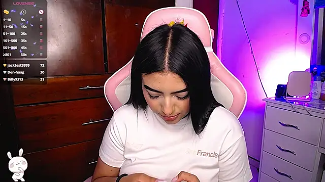 eva six online show from 01/25/25, 03:51