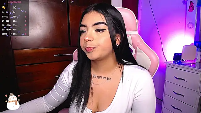 eva six online show from 02/08/25, 02:04