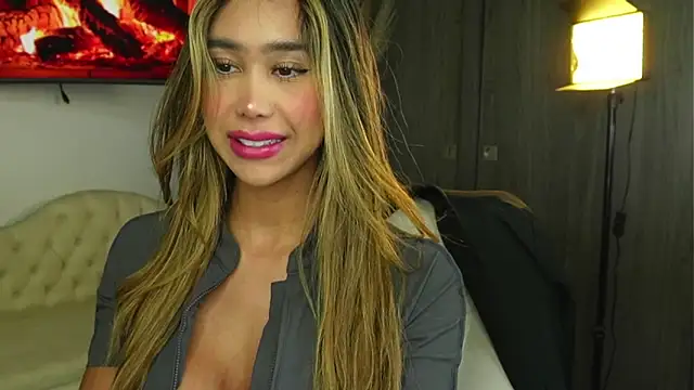 liah v online show from 05/07/26, 03:01