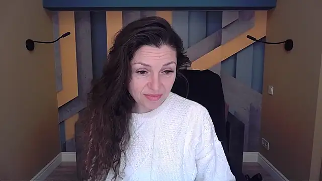 EllaLong online show from 01/16/26, 12:31