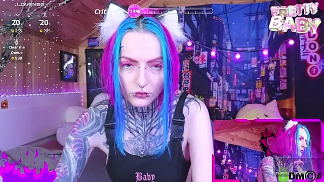 Snapshot of NekoCyber chatting on 11/23/25, 04:56 NekoCyber online show from 11/23/25, 04:56