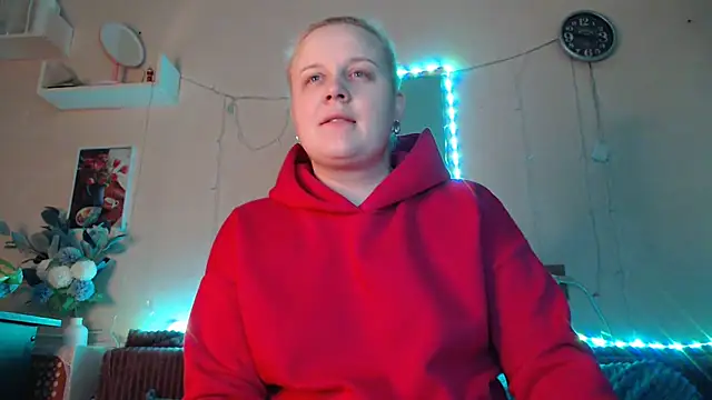 Snapshot of Karolina_love_ chatting on 01/20/25, 05:16 Karolina love online show from 01/20/25, 05:16