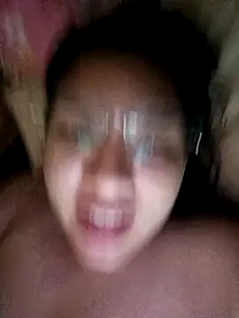 Snapshot of DanelyLopez chatting on 03/17/25, 12:19 DanelyLopez online show from 03/17/25, 12:19