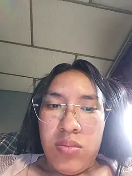 Snapshot of DanelyLopez chatting on 03/20/25, 10:29 DanelyLopez online show from 03/20/25, 10:29