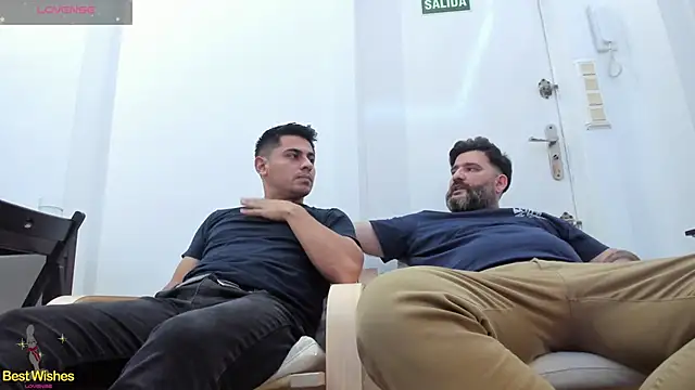 Snapshot of Maxi_TheBigDaddy chatting on 01/03/25, 10:29 Maxi TheBigDaddy online show from 01/03/25, 10:29