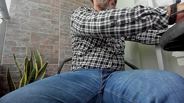 Maxi TheBigDaddy online show from 03/19/26, 12:53