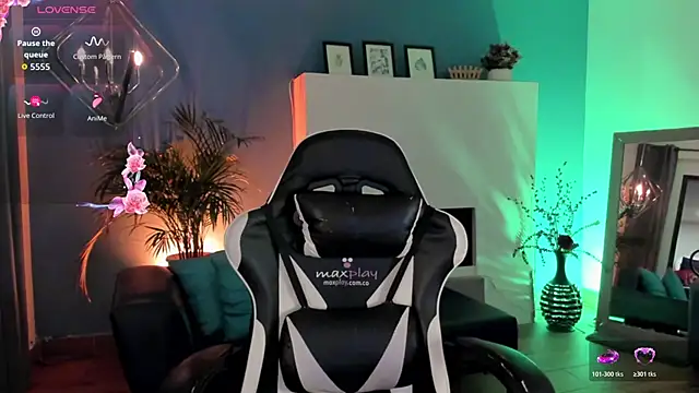 Megan inked online show from 04/17/26, 03:20