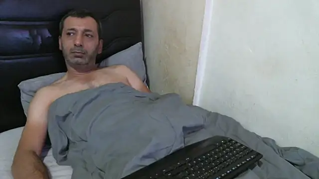 Rator 2 online show from 10/15/25, 12:11