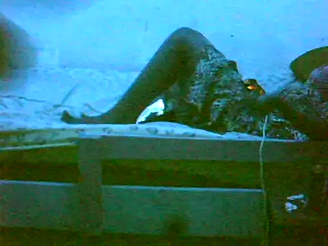 Snapshot of De_maskedcouple chatting on 01/11/25, 10:29 De maskedcouple online show from 01/11/25, 10:29