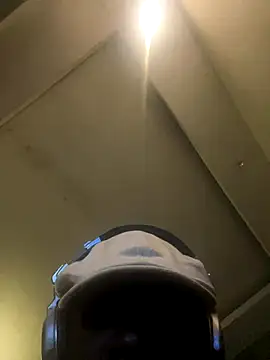 Snapshot of De_maskedcouple chatting on 01/06/26, 12:03 De maskedcouple online show from 01/06/26, 12:03