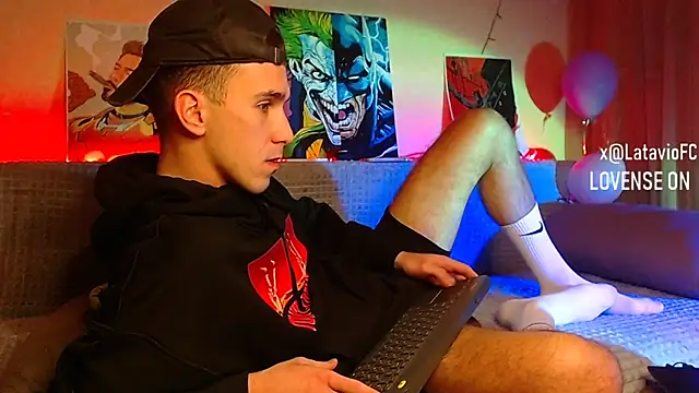 Snapshot of Midnighter_ chatting on 01/13/25, 11:38 Midnighter online show from 01/13/25, 11:38