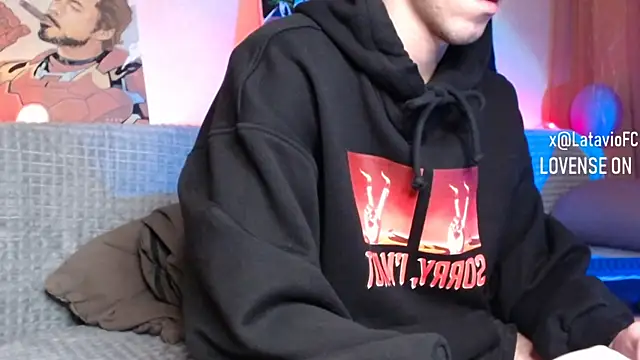 Snapshot of Midnighter_ chatting on 01/22/25, 02:15 Midnighter online show from 01/22/25, 02:15