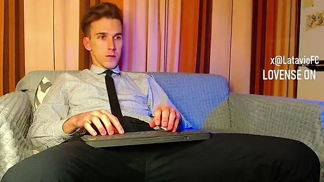 Midnighter  online show from 11/28/25, 11:57