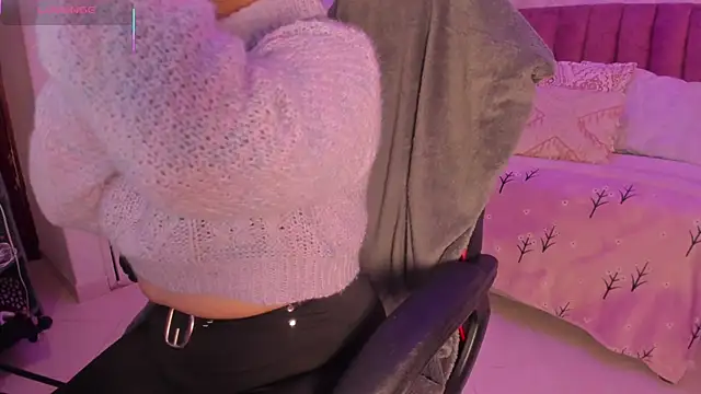 scarlet miller1 online show from 09/19/25, 12:28