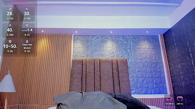 charlottewhitte online show from 03/30/26, 12:28