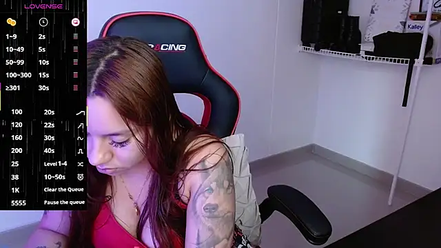 Snapshot of samantha_tattu chatting on 02/05/25, 10:22 samantha tattu online show from 02/05/25, 10:22