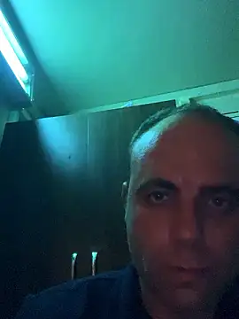 Snapshot of mustican422 chatting on 12/06/24, 02:13 mustican422 online show from 12/06/24, 02:13