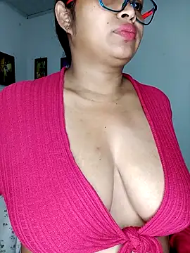 chalohott online show from 06/24/26, 11:20