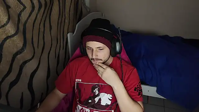 Snapshot of iurytx chatting on 02/28/25, 11:34 iurytx online show from 02/28/25, 11:34