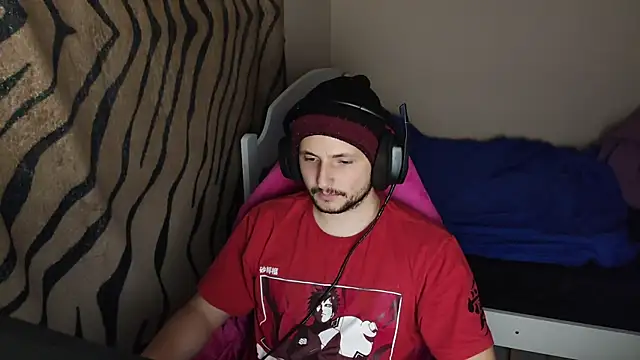 Snapshot of iurytx chatting on 03/02/25, 02:08 iurytx online show from 03/02/25, 02:08