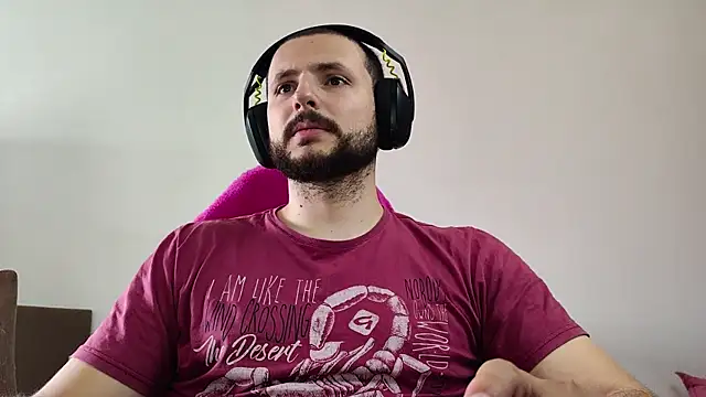 Snapshot of iurytx chatting on 10/01/25, 01:28 iurytx online show from 10/01/25, 01:28